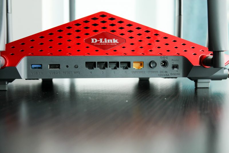 D-Link DIR-895L Ports