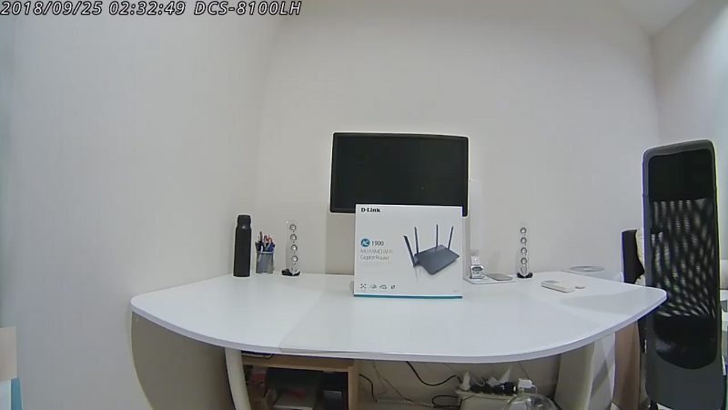 DCS-8100LH desk