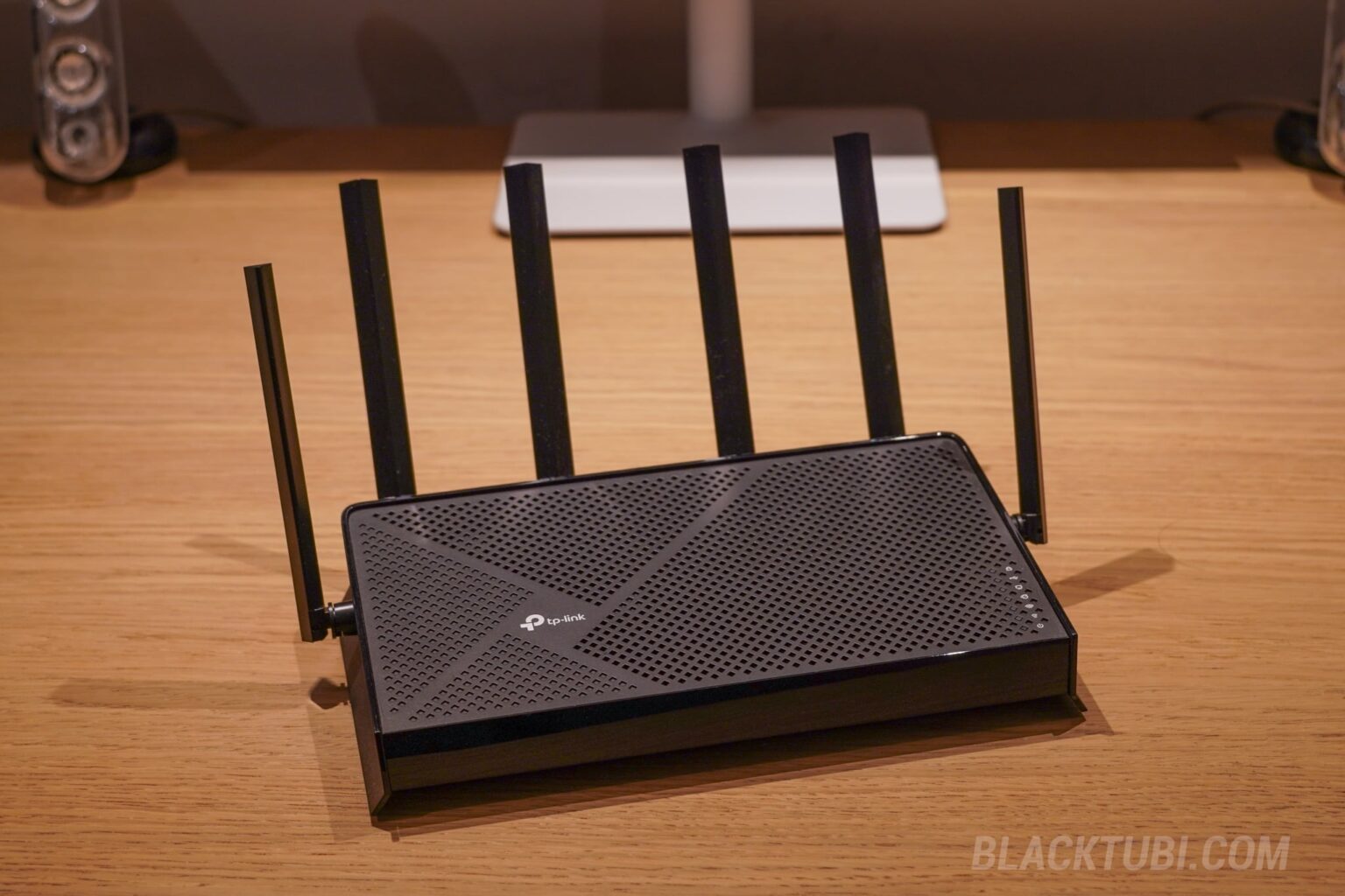 Be400 TP-Link Archer BE400 Review: Solid WiFi 7 Performance